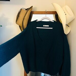 Zara Women's Deep Teal V-Neck Sweater